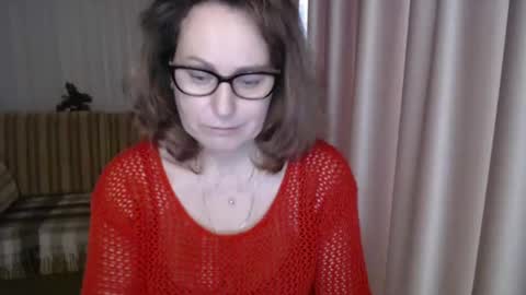 Snapshot of lauraoven1 chatting on March 3, 10:38 am Lauraoven1 online show from March 3, 10:38 am