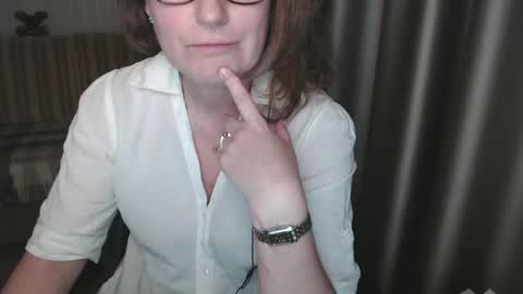 Snapshot of lauraoven1 chatting on March 7, 4:22 pm Lauraoven1 online show from March 7, 4:22 pm