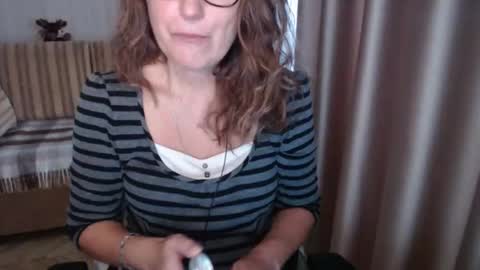 Lauraoven1 online show from October 26, 8:31 am