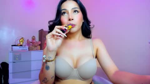 Your sweet Laura online show from March 2, 3:41 am