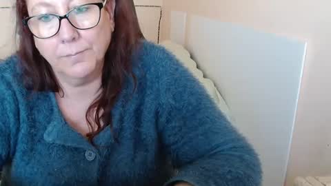 laureanne online show from December 23, 10:32 am