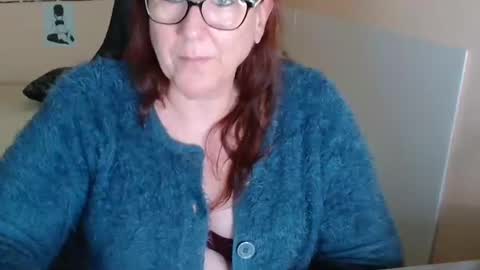 laureanne online show from January 18, 9:56 am