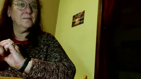 laureanne online show from February 4, 7:55 pm