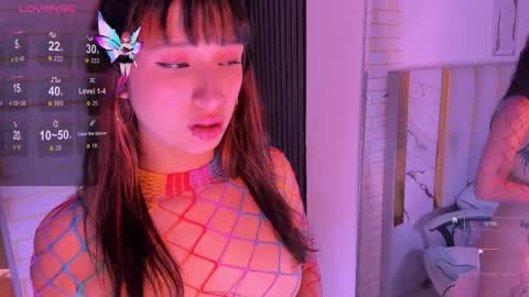 Snapshot of laurem_paulette chatting on October 30, 5:02 pm Laurem online show from October 30, 5:02 pm