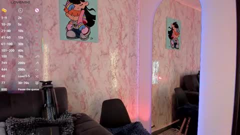 Lau online show from September 26, 5:33 am