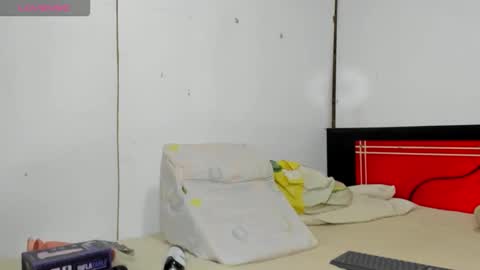 lauren_mark_ online show from September 29, 1:33 am