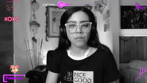 Snapshot of lauren_sweet7 chatting on December 6, 2:02 am Lauren online show from December 6, 2:02 am