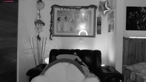 Snapshot of lauren_sweet7 chatting on January 3, 3:49 am Lauren online show from January 3, 3:49 am