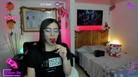 Snapshot of lauren_sweet7 chatting on February 2, 9:08 am Lauren online show from February 2, 9:08 am