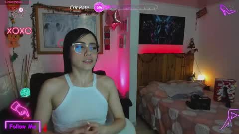 Snapshot of lauren_sweet7 chatting on February 22, 3:34 am Lauren online show from February 22, 3:34 am