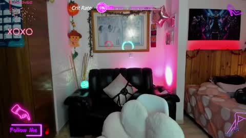 Snapshot of lauren_sweet7 chatting on February 25, 1:52 am Lauren online show from February 25, 1:52 am