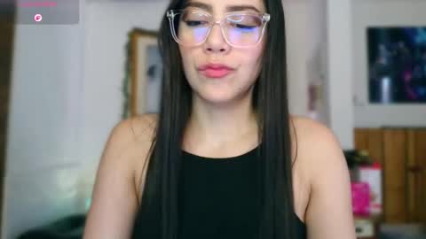 Lauren online show from May 15, 8:49 pm