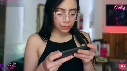 Lauren online show from May 16, 8:55 am