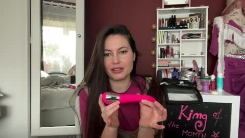 Lauren Brite online show from October 10, 1:32 pm