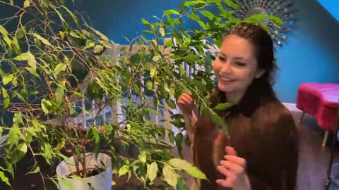 Lauren Brite online show from October 13, 3:23 pm