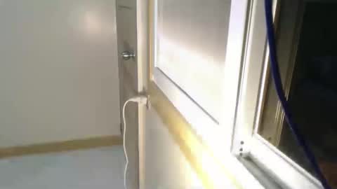 Snapshot of laurence_cuttieguyhere chatting on March 28, 6:18 pm laurence_cuttieguyhere online show from March 28, 6:18 pm