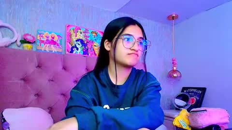 Laurene online show from January 19, 3:32 am