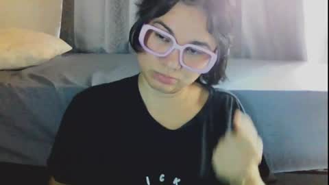 onlyfan laureng7 - 7 laureng2 online show from May 12, 4:15 pm