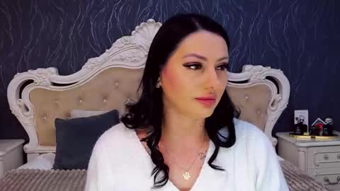 Laura online show from January 16, 9:24 am