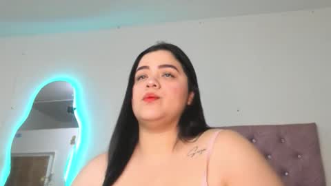 laurenlaine online show from February 8, 11:46 am