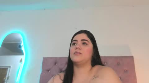laurenlaine online show from May 11, 2:23 pm