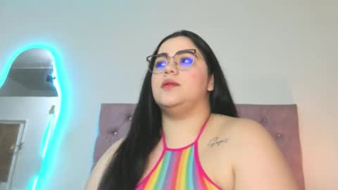Snapshot of laurenlaine99 chatting on June 9, 3:23 pm laurenlaine online show from June 9, 3:23 pm