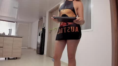 laurenn_111 online show from June 4, 7:20 pm