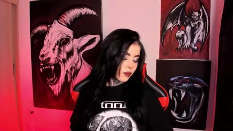 Snapshot of laurenrousexx chatting on February 20, 9:37 pm LAUREN INDEPENDENT MODEL HELP ME REACH 100 LIKES PLS online show from February 20, 9:37 pm