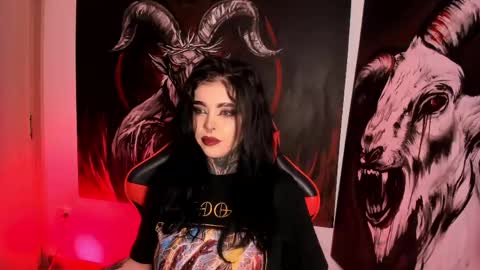 Snapshot of laurenrousexx chatting on May 8, 10:48 pm LAUREN INDEPENDENT MODEL HELP ME REACH 100 LIKES PLS online show from May 8, 10:48 pm