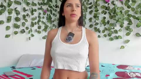 Snapshot of laurensmith9 chatting on March 17, 2:09 pm laurensmith9 online show from March 17, 2:09 pm