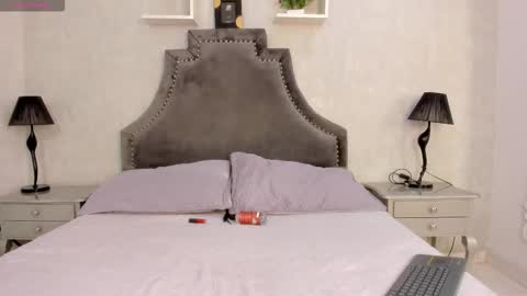 Lauren  online show from November 8, 3:56 pm