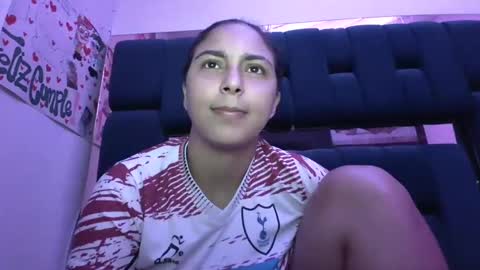 Snapshot of laurent0502 chatting on December 15, 5:34 am Laurent online show from December 15, 5:34 am