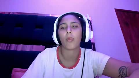 Snapshot of laurent0502 chatting on January 6, 11:09 pm Laurent online show from January 6, 11:09 pm