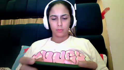 Snapshot of laurent0502 chatting on January 13, 7:54 am Laurent online show from January 13, 7:54 am