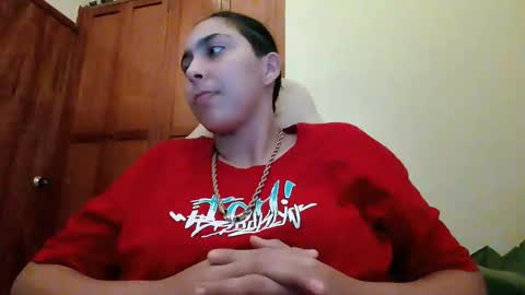 Snapshot of laurent0502 chatting on January 15, 11:30 pm Laurent online show from January 15, 11:30 pm