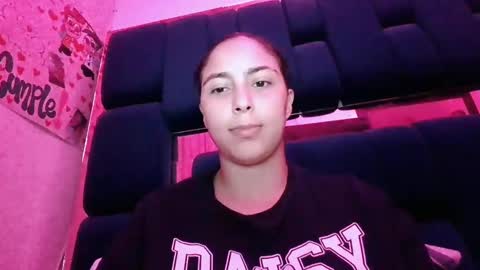 Snapshot of laurent0502 chatting on January 18, 8:31 am Laurent online show from January 18, 8:31 am