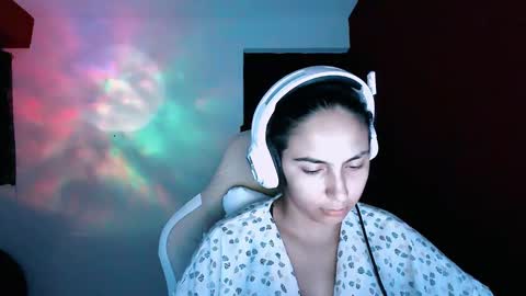 Snapshot of laurent0502 chatting on February 9, 3:00 am Laurent online show from February 9, 3:00 am