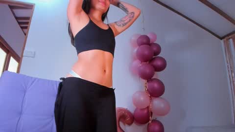 Lucie  online show from January 3, 5:53 pm