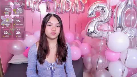 laurent_scott_ online show from October 9, 12:03 pm