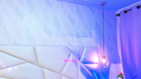 Laurent online show from January 9, 11:02 am