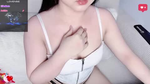 Tina online show from May 6, 6:57 pm