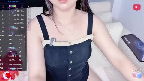 Tina online show from May 15, 10:50 pm