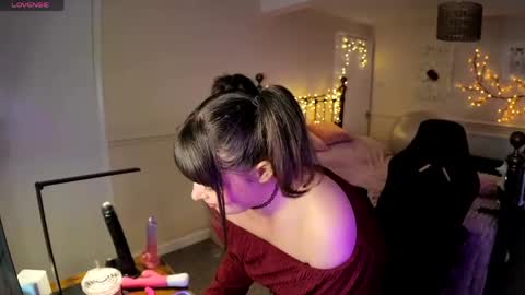 Lavenderrzz online show from May 12, 2:36 pm