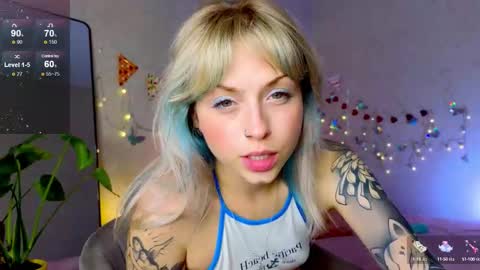 Melissa online show from September 18, 1:02 pm