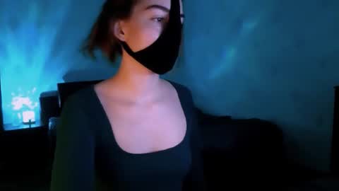 Lavinda online show from November 11, 7:08 am