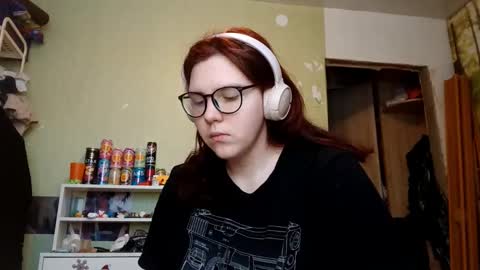 Adeline online show from February 4, 8:09 am