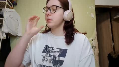 Adeline online show from February 9, 7:45 am