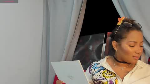 lawrenhills online show from March 4, 2:38 am