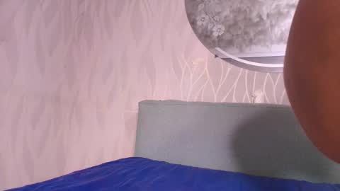 Lay Madison  online show from November 10, 7:24 pm