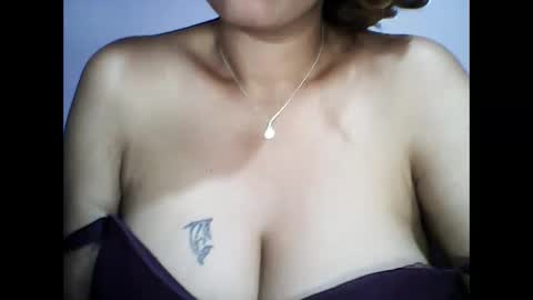 layanah12 online show from January 9, 3:23 pm